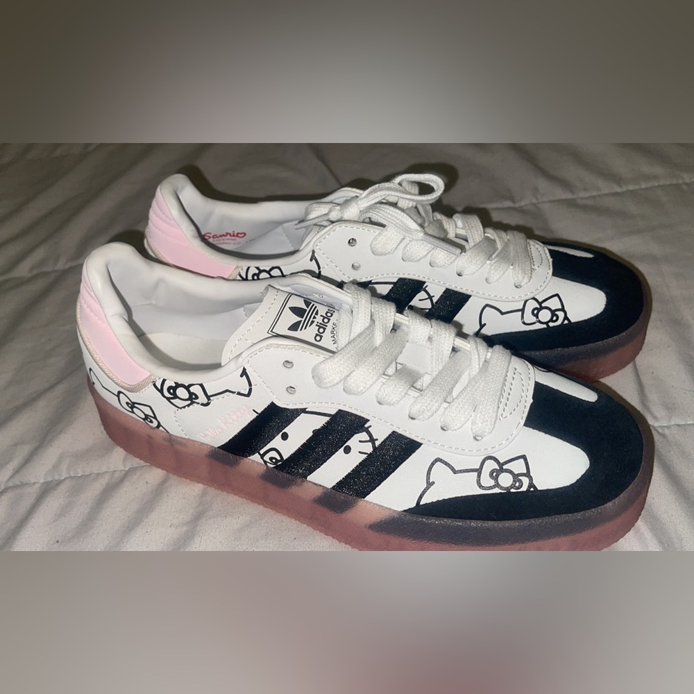 adidas samba Hello Kitty